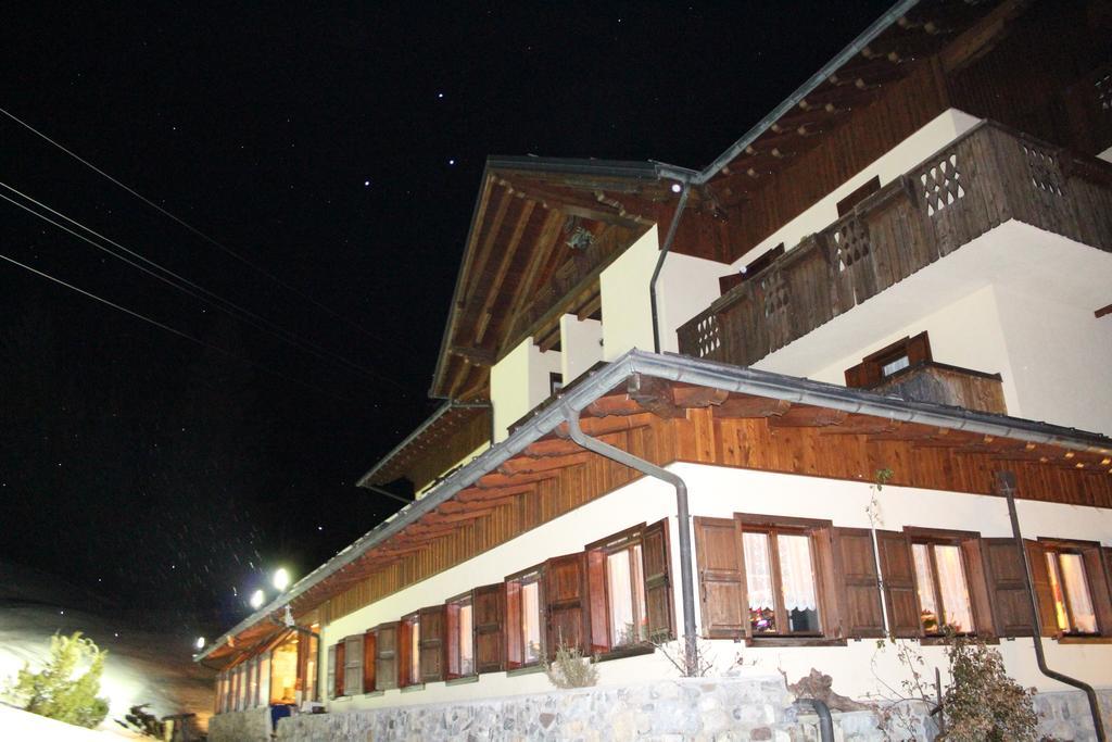 Albergo Nuoitas Forni di Sopra Dış mekan fotoğraf