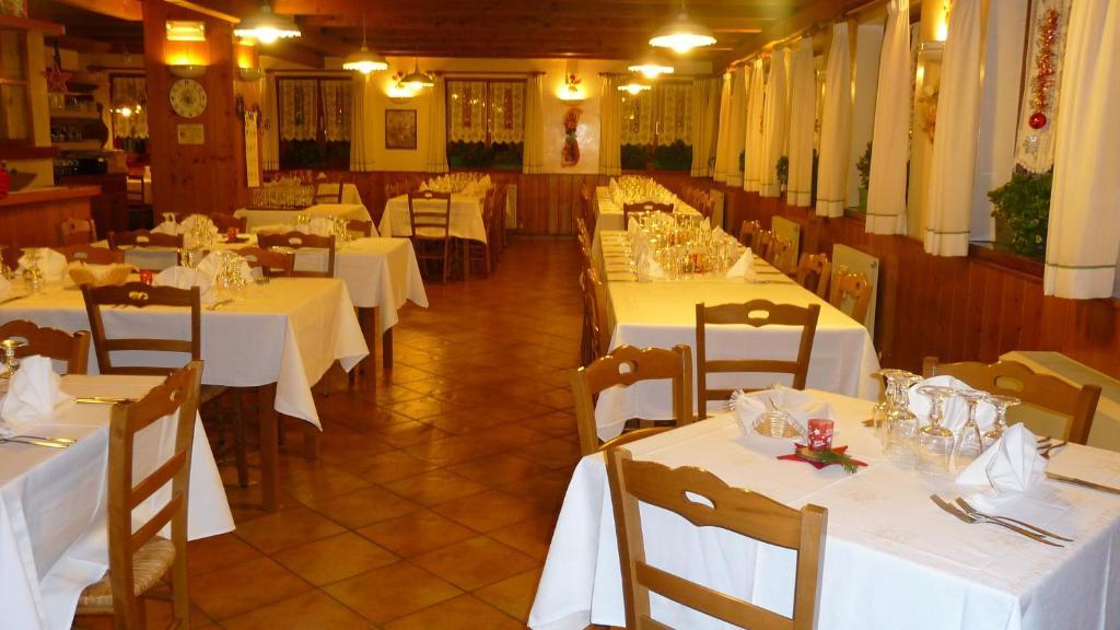 Albergo Nuoitas Forni di Sopra Dış mekan fotoğraf