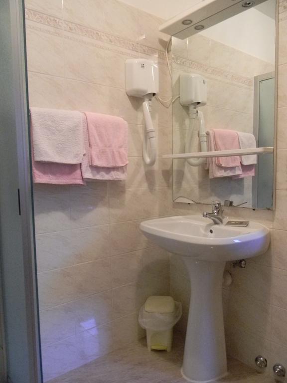 Albergo Nuoitas Forni di Sopra Oda fotoğraf