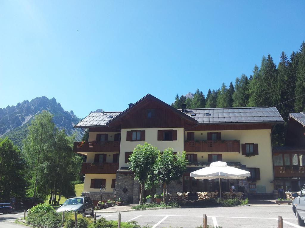 Albergo Nuoitas Forni di Sopra Dış mekan fotoğraf